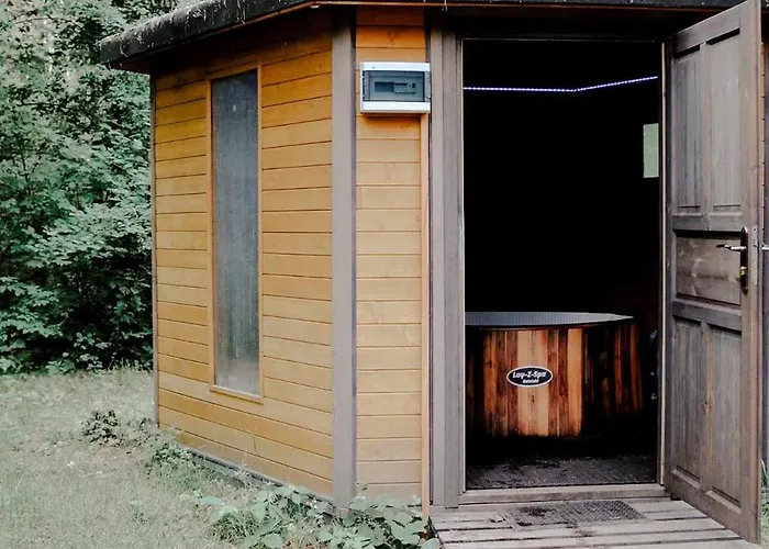 Na Drzewie Radziejowice Blisko Suntago * Budy Mszczonowskie